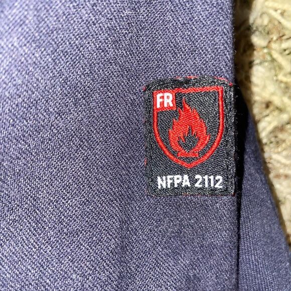 Red Wing 66321 FR Flame Resistant CAT 2 Blue Work Shirts Men's Sz Large Regular - Picture 4 of 7